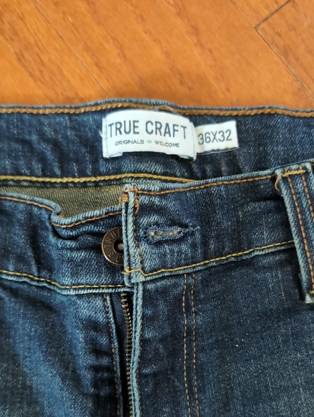 True Craft straight leg